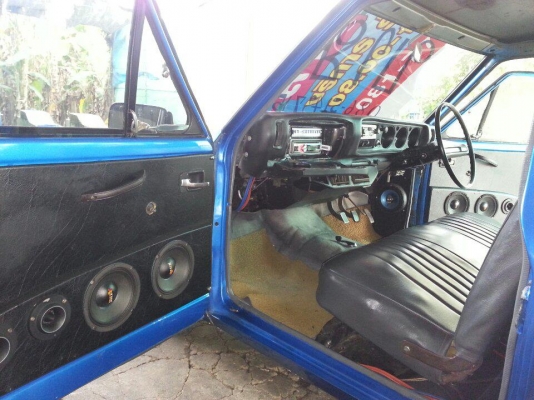 ช้างเหยียบ datsun 620 ช้างเหยียบ datsun 620