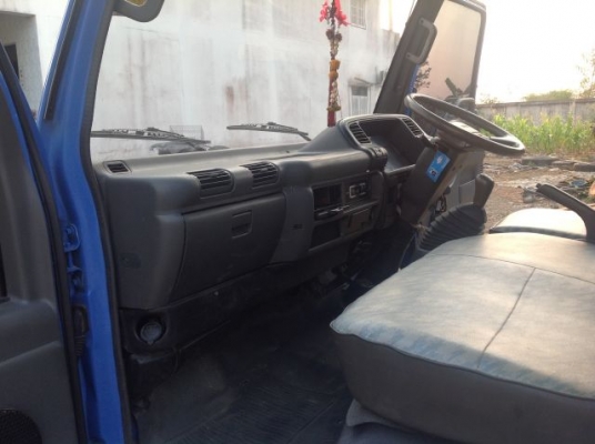 ขาย ISUZU 6 ล้อ NKR71LY52 130 แรง ปี 46 รถห้าง ด่วน!