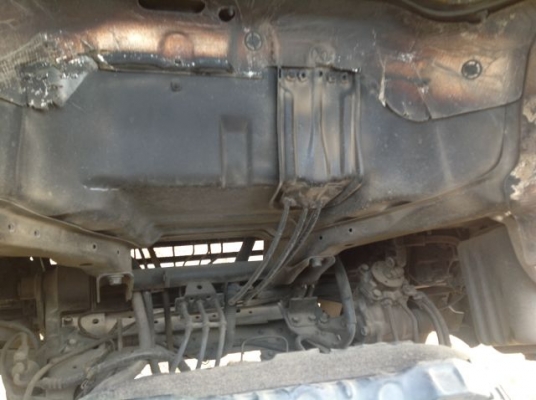 ขาย ISUZU 6 ล้อ NKR71LY52 130 แรง ปี 46 รถห้าง ด่วน!