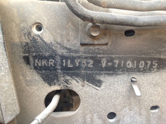 ขาย ISUZU 6 ล้อ NKR71LY52 130 แรง ปี 46 รถห้าง ด่วน!