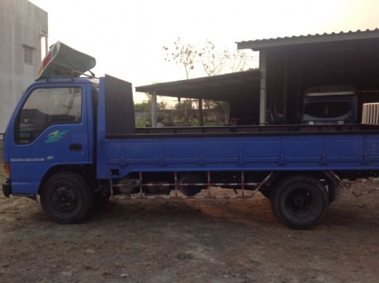 ขาย ISUZU 6 ล้อ NKR71LY52 130 แรง ปี 46 รถห้าง ด่วน!