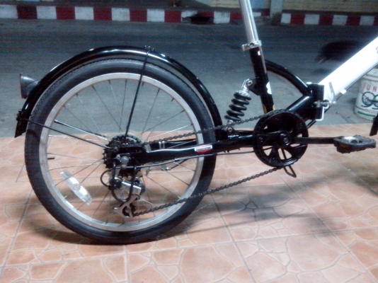 ขายจักรยานพับญี่ปุ่น มือสองครับ ถูกๆแบ่งกันใช้สภาพดี มีเกียร์ โช๊คหน้า -หลัง