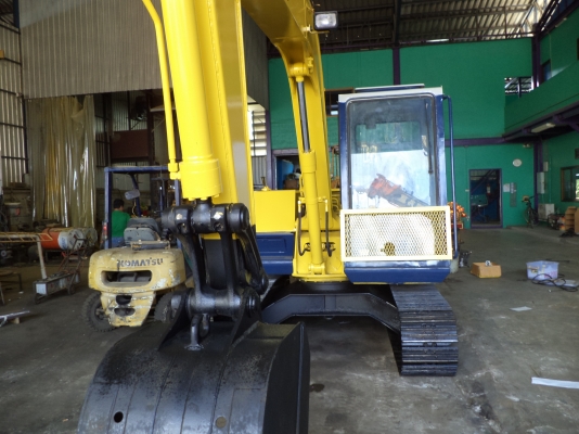 PC60-5-21615รถขุดKOMATSUรถจอดที่(CSนวนคร)แล้วครับ