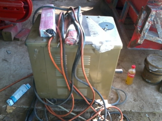 ขายตู้เชื่อม NEWTA  300 แอมป์