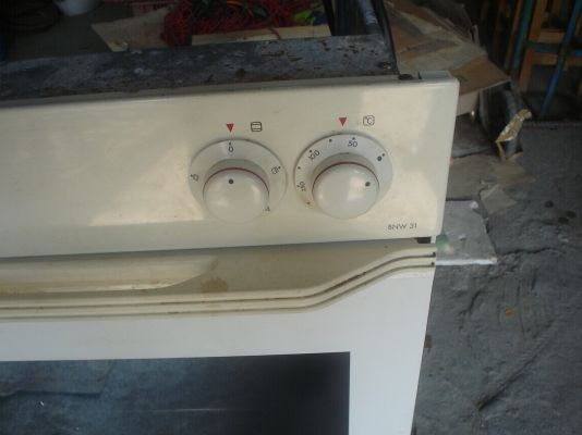 เวฟตัวใหญ่  ได้มาจากร้านอาหาร  ยี่ห้อดี  ใช้ได้ดี  ขายถูกมากๆๆ