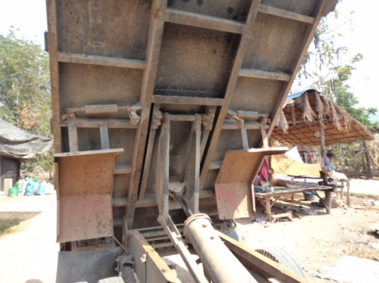 ขายรถอีซูซุ6ล้อNPRดั้ม115แรง พวงมาลัยเพาเวอร์  ราคาถูกๆๆๆๆ