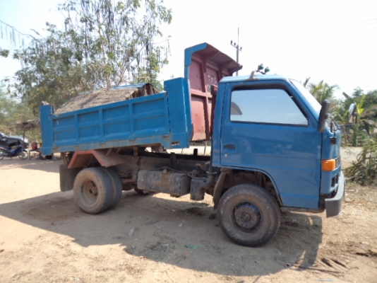 ขายรถอีซูซุ6ล้อNPRดั้ม115แรง พวงมาลัยเพาเวอร์  ราคาถูกๆๆๆๆ