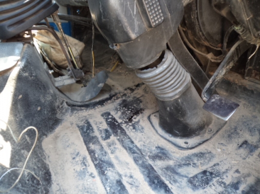 ขายรถอีซูซุ6ล้อNPRดั้ม115แรง พวงมาลัยเพาเวอร์  ราคาถูกๆๆๆๆ