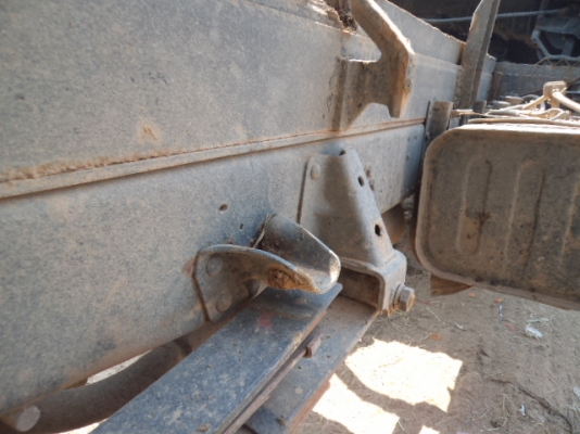 ขายรถอีซูซุ6ล้อNPRดั้ม115แรง พวงมาลัยเพาเวอร์  ราคาถูกๆๆๆๆ