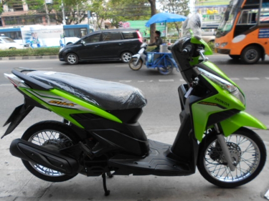 Honda-Click i 115cc เครื่องดีครับ ราคาถูกมากๆครับ เข้ามาดูก่อนคับ