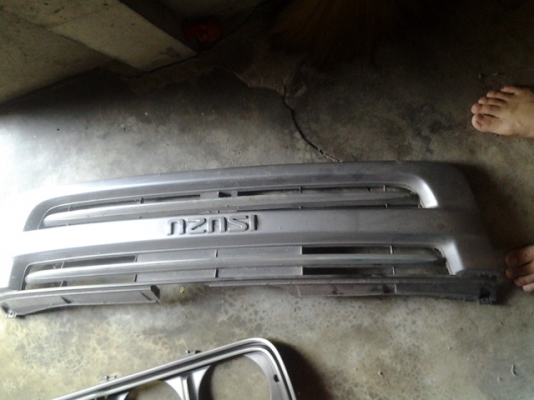 กระจังหน้า ISuzu