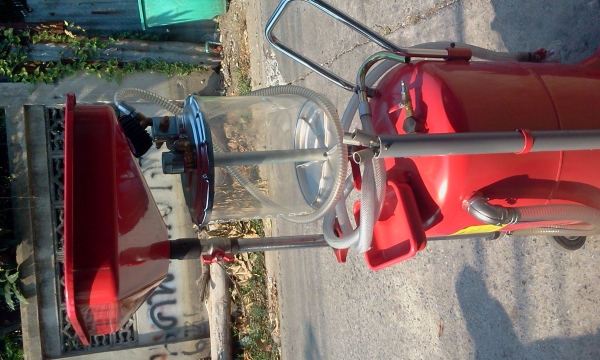 เครื่องเปลี่ยนถ่ายนำ้มันเครื่องด้วยแรงดันลมของใหม่100\%ครับ