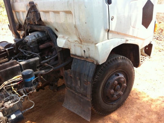 ขายด่วน 6 ล้อดั้ม FB2WEKA  เครื่อง JO5  เฟือง F พวงมาลัยพาวเวอร์ เบรคทริฟฟี่  ยางดี คัซซีสวย ทะเบียนพร้อมโอน