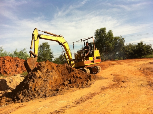 ขายด่วน แบคโฮ SUMITOMO PC 40  สภาพพร้อมใช้งาน