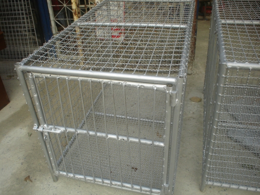 กรงหมา  สภาพใหม่  เหล็กหนาแข็งแรง  ขายถูก ใบละ1500บาท