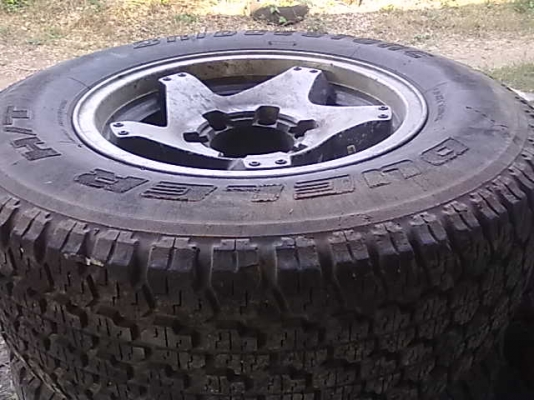 แม็กพร้อมยาง 225/70/15   6รู ออฟโรด