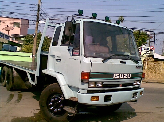 ขาย10ล้ออีซูซุร็อกกี้นางฟ้า195 แรงแท้ๆยาว6เมตร