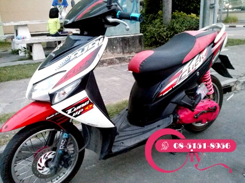 ขายด่วน CLICK คาร์บูปี 50  ภาษี ไม่ขาดราคาเพียง 12,900 บาทเท่านั้น โทร 085-1518956