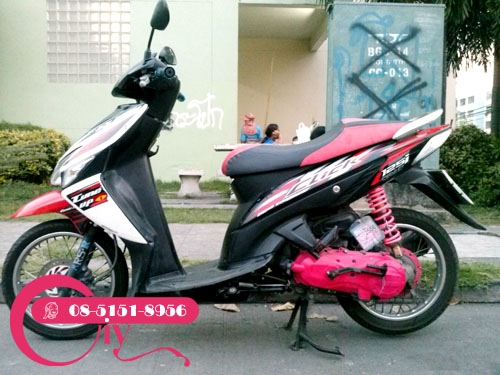 ขายด่วน CLICK คาร์บูปี 50  ภาษี ไม่ขาดราคาเพียง 12,900 บาทเท่านั้น โทร 085-1518956