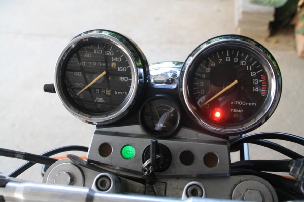 ขาย CB 400 ปี 96 เวอร์ชั่น S อินวอย สรรพสามิต แท้ เครื่องดี ปลายท่อโยชิ 77000