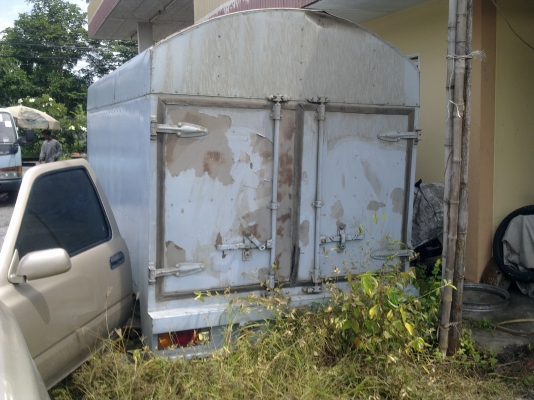 ตู้ทึบ 3 ประตู