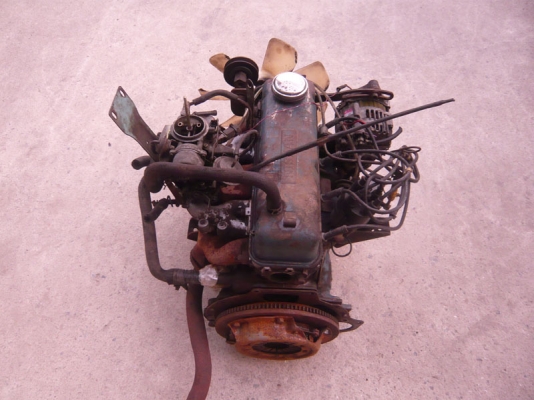 ขายเครื่องยนต์เบนซินนิสสัน A12 3950 บาท