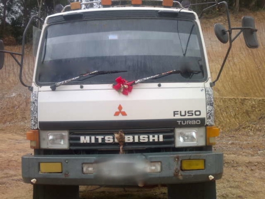รถมิตซู 10 ล้อดั๊ม FN527   220 แรงม้า   สนใจติดต่อ 081 - 6079515