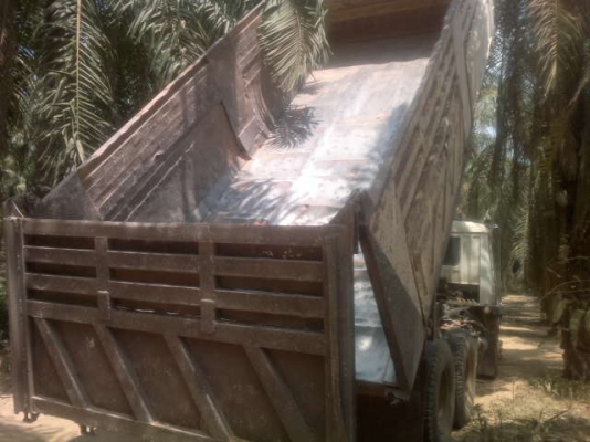 รถมิตซู 10 ล้อดั๊ม FN527   220 แรงม้า   สนใจติดต่อ 081 - 6079515