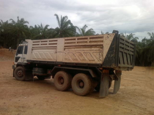 รถมิตซู 10 ล้อดั๊ม FN527   220 แรงม้า   สนใจติดต่อ 081 - 6079515