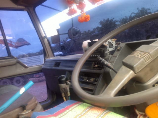 รถมิตซู 10 ล้อดั๊ม FN527   220 แรงม้า   สนใจติดต่อ 081 - 6079515