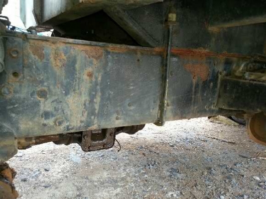 รถอิซูซุ 10 ล้อ รั่ว  FVZ 195  แรงม้า  ( 2 เพลา )  สนใจติดต่อ 081 - 6079515