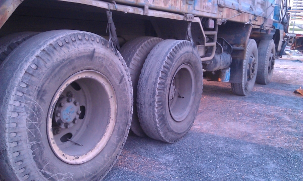 ขายรถ12ล้อดั๊มพร้อมใช้งาน ทะเบียนพร้อมโอน