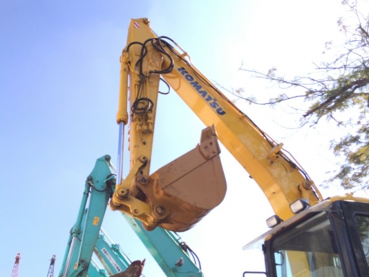 ถึงไทยแล้ว Komatsu PW130-7K ปี 2006 ใช้งานแค่ 5758 ชม. นำเข้าจากยุโรป สภาพดีมาก