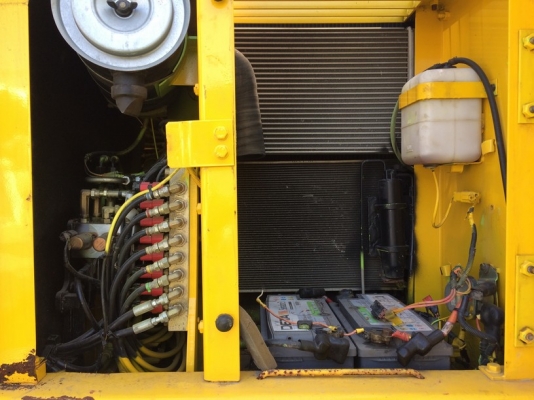 ถึงไทยแล้ว Komatsu PW130-7K ปี 2006 ใช้งานแค่ 5758 ชม. นำเข้าจากยุโรป สภาพดีมาก