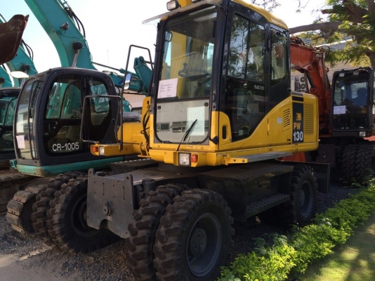 ถึงไทยแล้ว Komatsu PW130-7K ปี 2006 ใช้งานแค่ 5758 ชม. นำเข้าจากยุโรป สภาพดีมาก