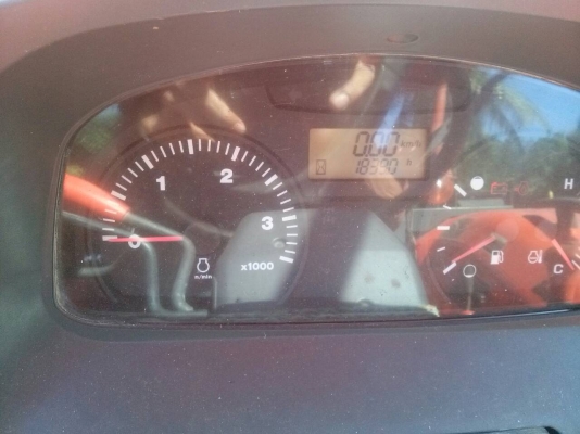 รถไถ KUBOTA M8540  2 เพลา.  ปี 54  ( รถสวย มากๆ. )  ,  ( รถทำงาน 1,8xx ชม. )     สนใจติดต่อ  081 - 6079515