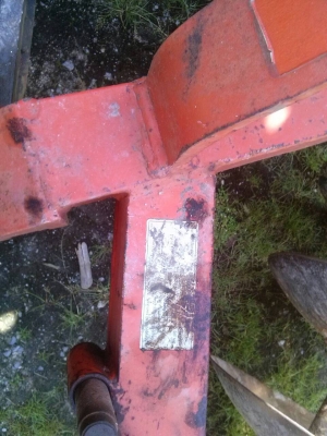 รถไถ KUBOTA M8540  2 เพลา.  ปี 54  ( รถสวย มากๆ. )  ,  ( รถทำงาน 1,8xx ชม. )     สนใจติดต่อ  081 - 6079515