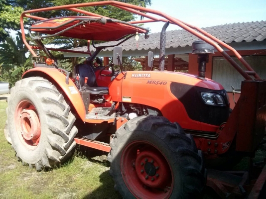 รถไถ KUBOTA M8540  2 เพลา.  ปี 54  ( รถสวย มากๆ. )  ,  ( รถทำงาน 1,8xx ชม. )     สนใจติดต่อ  081 - 6079515