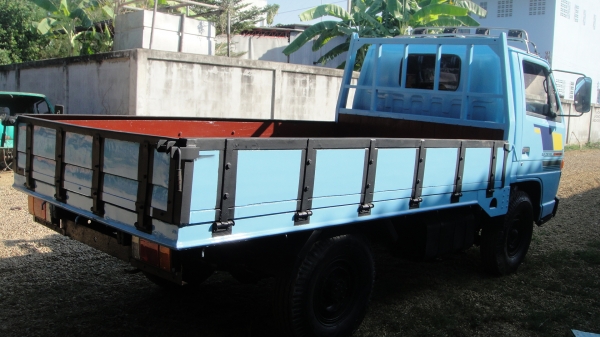 ดาวน์ 55000 ISUZU NKR 4ล้อ เครื่อง100แรง สภาพพร้อมใช้ ราคาถูก