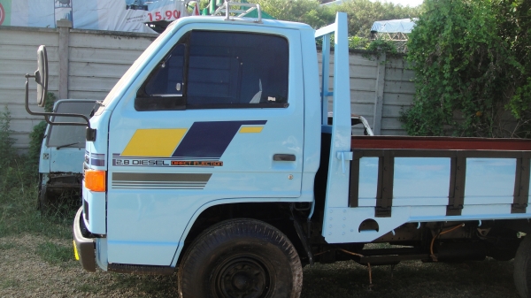 ดาวน์ 55000 ISUZU NKR 4ล้อ เครื่อง100แรง สภาพพร้อมใช้ ราคาถูก