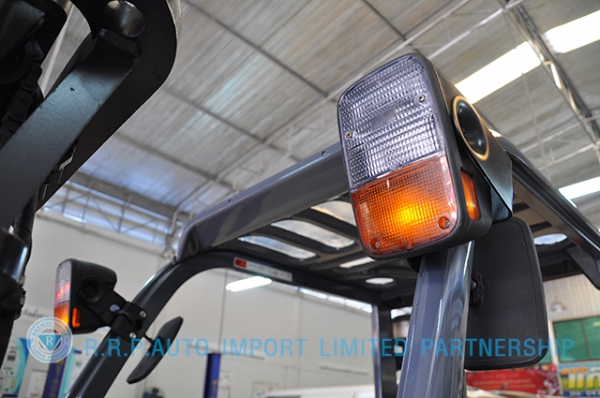 ขายรถโฟล์คลิฟท์มือสอง TOYOTA รุ่น 8FD25-30731 ราคา 530,000 บาท นำเข้าจากประเทศญี่ปุ่น 100\% ไม่เคยใช้งานในไทย