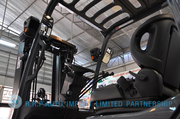 ขายรถโฟล์คลิฟท์มือสอง TOYOTA รุ่น 8FD25-30731 ราคา 530,000 บาท นำเข้าจากประเทศญี่ปุ่น 100\% ไม่เคยใช้งานในไทย