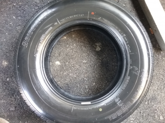 ยางBRIDGESTONE 195 R15 ปี2014 ยางรถตู้ รถกระบะ สภาพสวยมากๆดอกเยอะมากๆไม่มีปะ ยางBRIDGESTONE 195 R15 ปี2014 ยางรถตู้ รถกระบะ สภาพสวยมากๆดอกเยอะมากๆไม่มีปะ