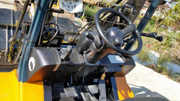 ขายด่วน รถตักดีเซล TOYOTA 7SDตัก1.5ตัน1.5คิวยกสูง3เมตรยางตันหน้าหลังรถนอกนำเข้ายังไม่เคยใช้งานในเมืองไทยเลยรุ่นใหม่สุดๆขายถูกๆๆ ขายด่วน รถตักดีเซล TOYOTA 7SDตัก1.5ตัน1.5คิวยกสูง3เมตรยางตันหน้าหลังรถนอกนำเข้ายังไม่เคยใช้งานในเมืองไทยเลยรุ่นใหม่สุดๆขายถูกๆๆ