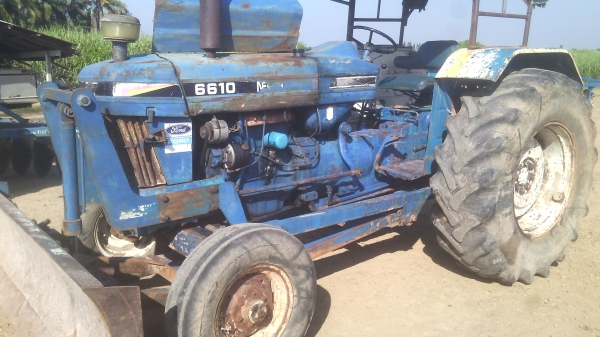 ขายรถไถFORD รุ่น6600 ที3  สวยเดิมพร้อมใช้งานเอกสารเล่มทะเบียน