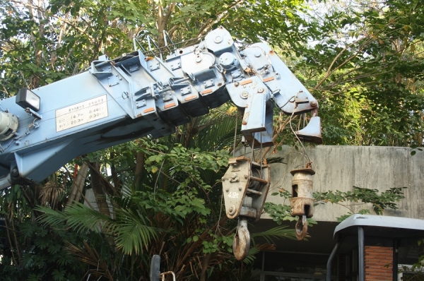 เครน KOMATSU 4.9 ตัน ล้อยาง