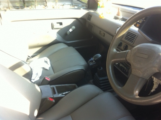 ขาย อีซูซุ SL 2.5 ปี 2538/1995 ขายถูก รถสภาพดี ช่วงล่างดี ภายในสวย มีทำสีนิดหน่อย