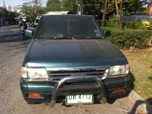 ขาย อีซูซุ SL 2.5 ปี 2538/1995 ขายถูก รถสภาพดี ช่วงล่างดี ภายในสวย มีทำสีนิดหน่อย ขาย อีซูซุ SL 2.5 ปี 2538/1995 ขายถูก รถสภาพดี ช่วงล่างดี ภายในสวย มีทำสีนิดหน่อย