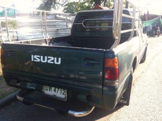 ขาย อีซูซุ SL 2.5 ปี 2538/1995 ขายถูก รถสภาพดี ช่วงล่างดี ภายในสวย มีทำสีนิดหน่อย ขาย อีซูซุ SL 2.5 ปี 2538/1995 ขายถูก รถสภาพดี ช่วงล่างดี ภายในสวย มีทำสีนิดหน่อย