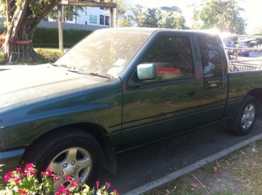 ขาย อีซูซุ SL 2.5 ปี 2538/1995 ขายถูก รถสภาพดี ช่วงล่างดี ภายในสวย มีทำสีนิดหน่อย ขาย อีซูซุ SL 2.5 ปี 2538/1995 ขายถูก รถสภาพดี ช่วงล่างดี ภายในสวย มีทำสีนิดหน่อย